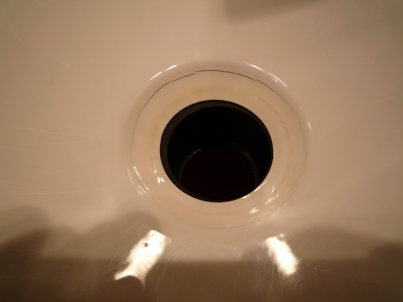 Riss im Waschbecken - Wohnmobil Forum