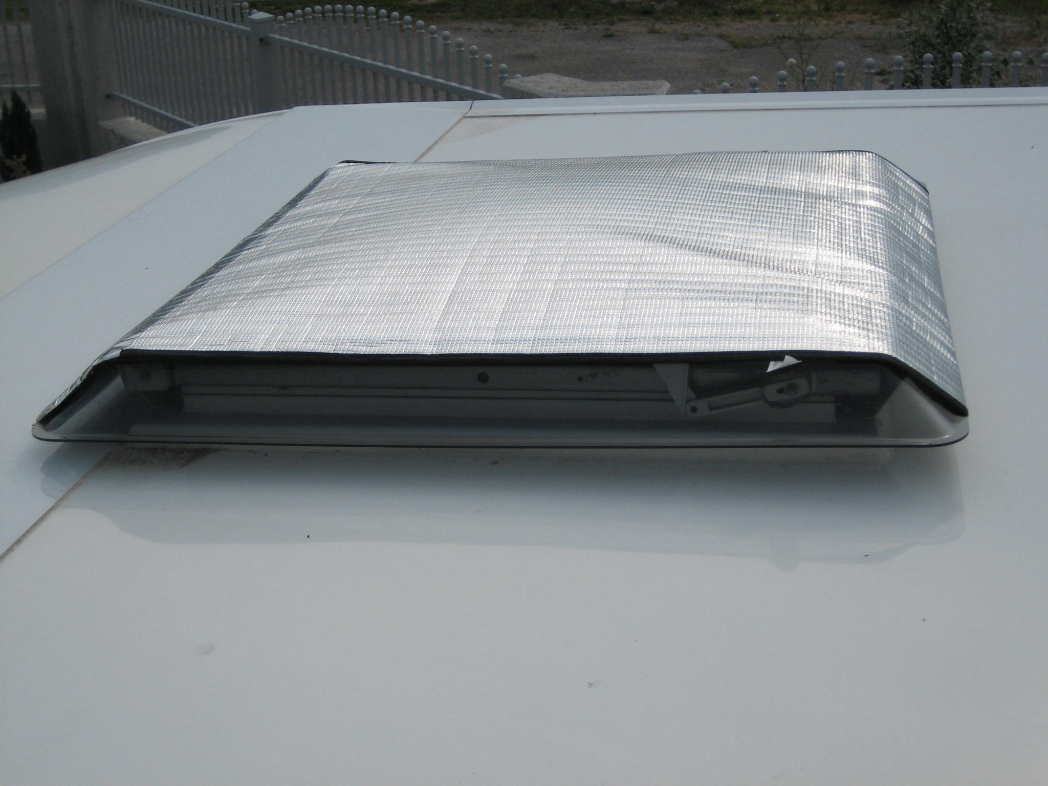 Fenster und Dachhauben Sonnenabdeckungen Wohnmobil Forum