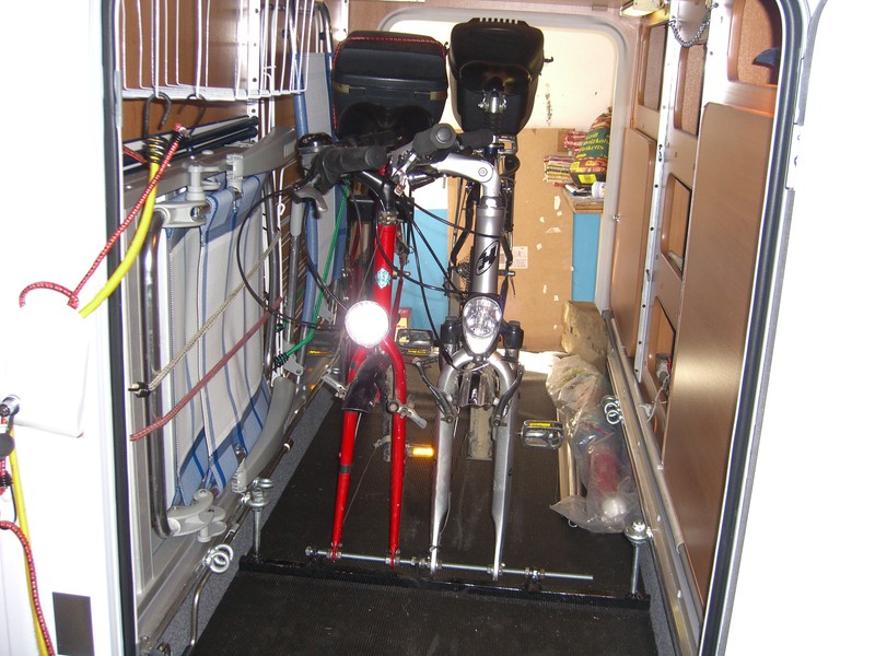 für die fahrräder habe wir eine garage