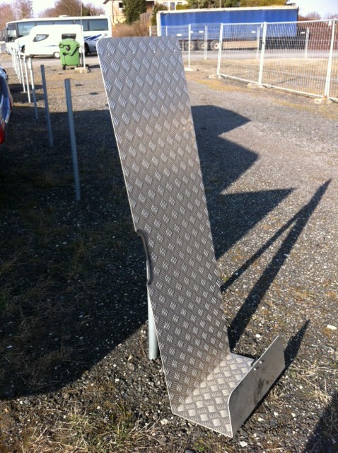 Wohin mit dem Surfbrett im Knaus Boxstar Solution - Wohnmobil Forum Seite 1