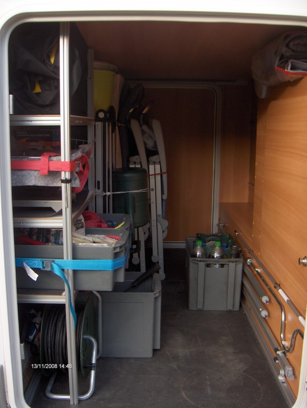Garage einrichten / einräumen - Fotos - Wohnmobil Forum Seite 1