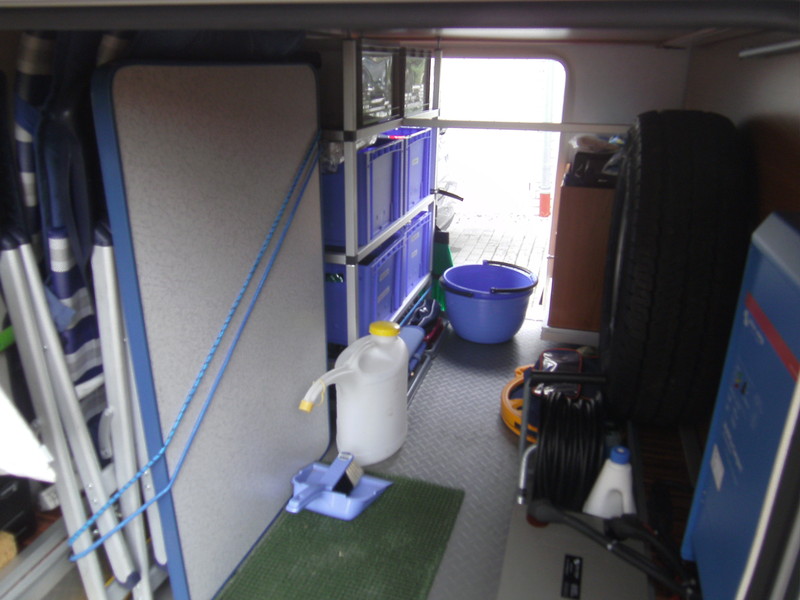 Garage einrichten / einräumen - Fotos - Wohnmobil Forum Seite 3