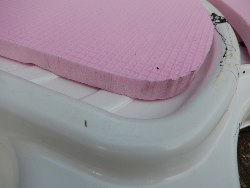 Riss in Duschwanne - Frage zum Unterfüttern - Wohnmobil Forum Seite 1