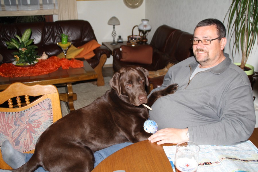 Wo schläft euer Wuff ? Wohnmobil Forum Seite 2