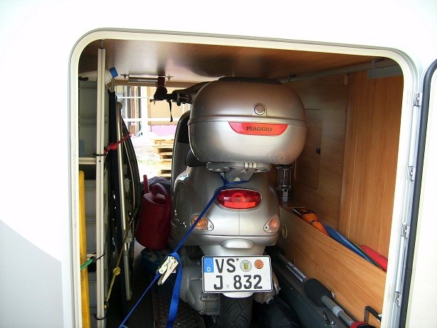 Roller halterung wohnmobil heckgarage