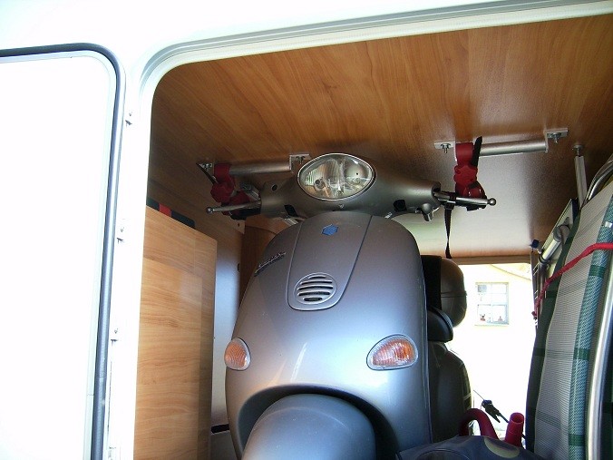 Roller halterung wohnmobil heckgarage