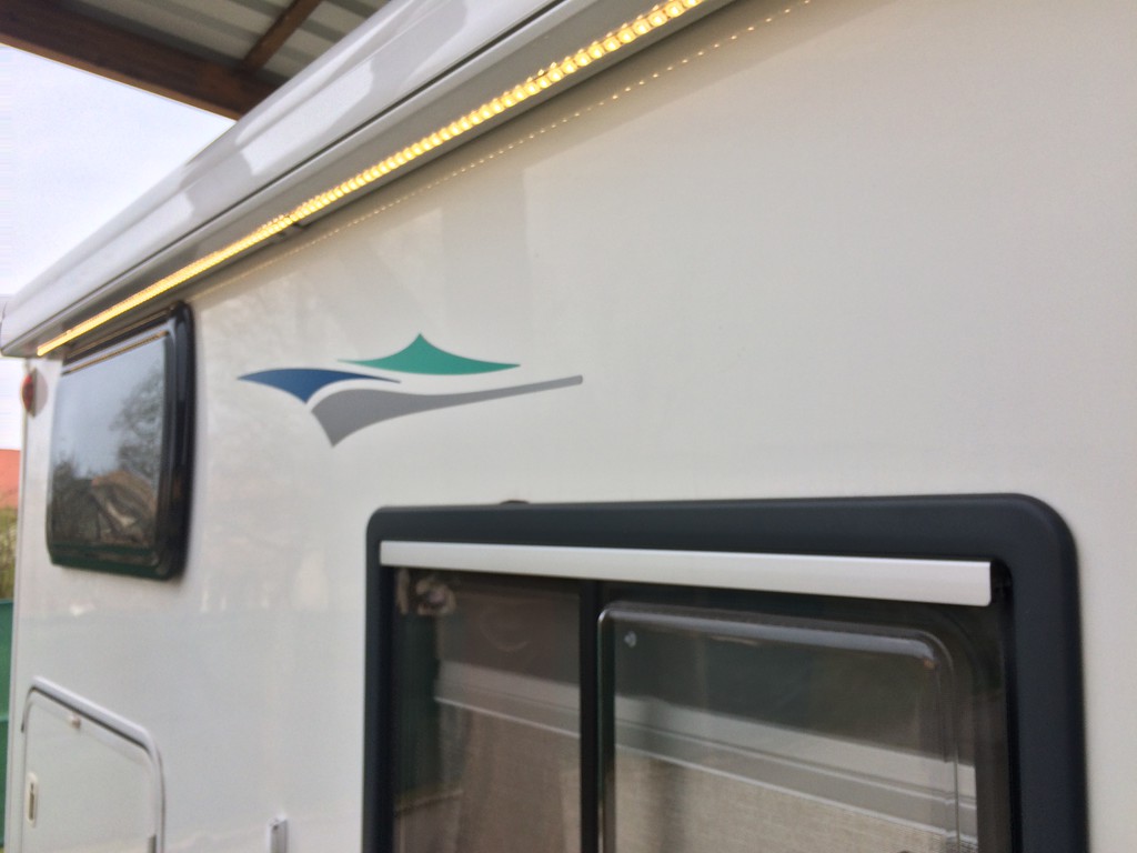 Led-Strip Außenbeleuchtung - Wohnmobil Forum Seite 1