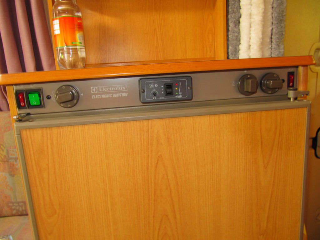 Kühlschrank Wohnmobil : Problem kühlschrank electrolux rm 400 r wohnmobil forum seite 1 Kühlschrank Wohnmobil : Problem kühlschrank electrolux rm 400 r wohnmobil forum seite 1