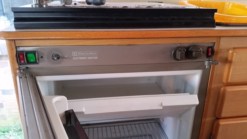 Electrolux Kühlschrank 230V 12V Gas - Wohnmobil Forum Seite 1