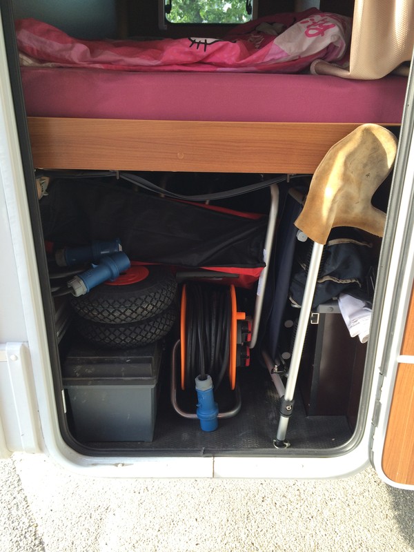 Garage einrichten / einräumen - Fotos - Wohnmobil Forum Seite 3