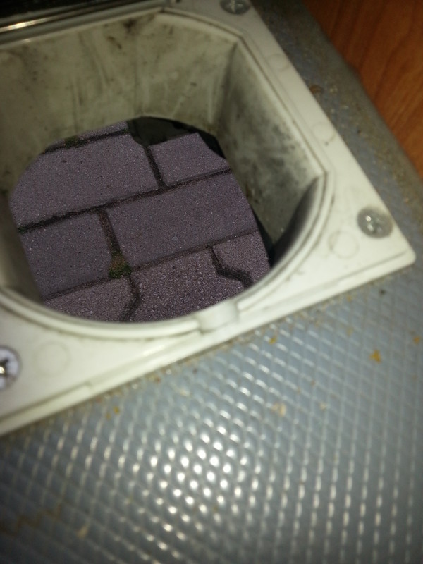 Warum Landstromkabel durch den Boden? - Wohnmobil Forum Seite 1