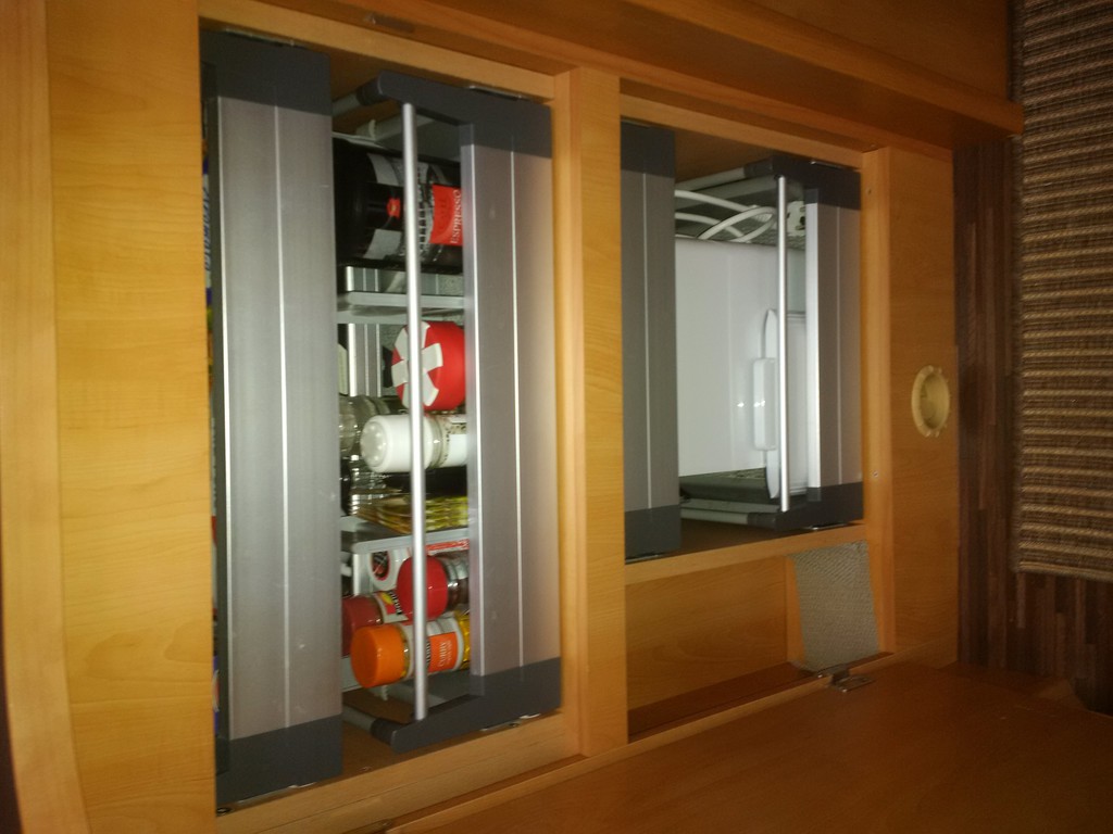 Einbau von 4 auszügen in küchenunterschrank carado t449 ...