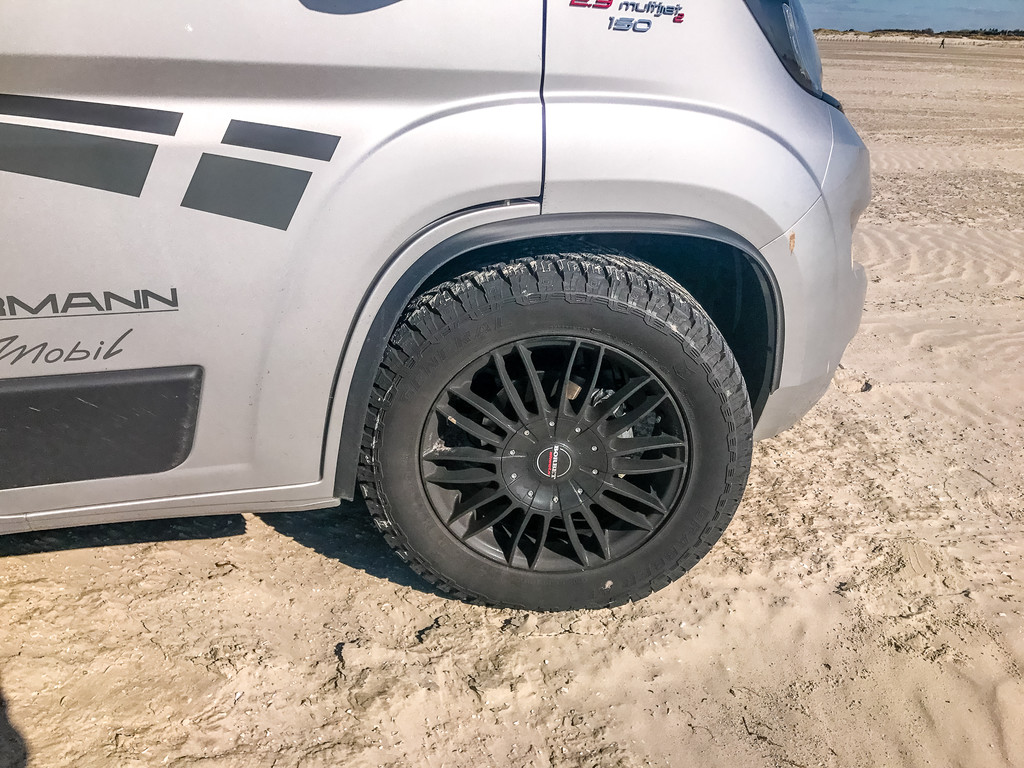 Wohnmobil FIAT Ducato 18 Zoll Alufelgen Kompletträder 255/55 R18