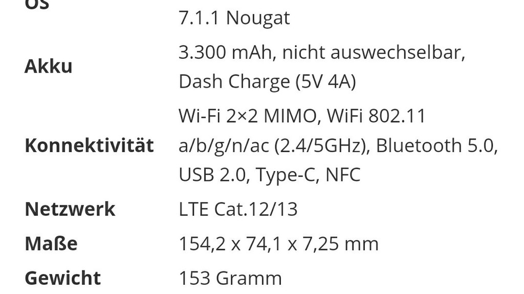 Einbau von 230V Steckdosen in die Heckgarage 